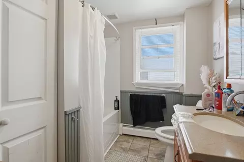 Bath - 22 Sachem St, Fall River, MA 02724 photo 1 of 1