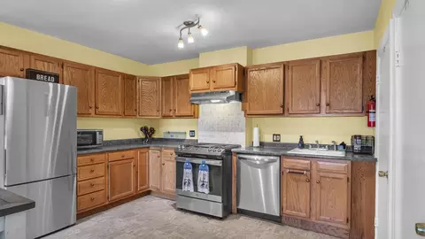 450 Main St #2, Haverhill, MA 01830