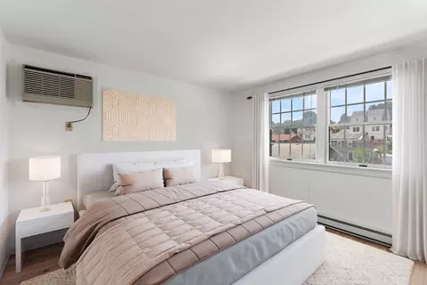Bedroom - 49 Ashton St # R, Everett, MA 02149 photo 3 of 5