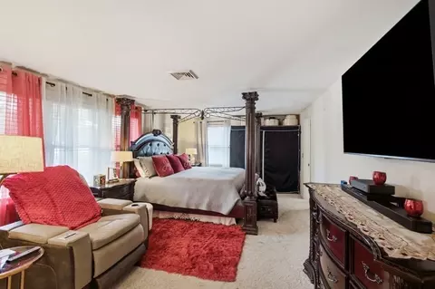 Bedroom - 105 Hillside Dr, Barnstable, MA 02632 photo 4 of 5