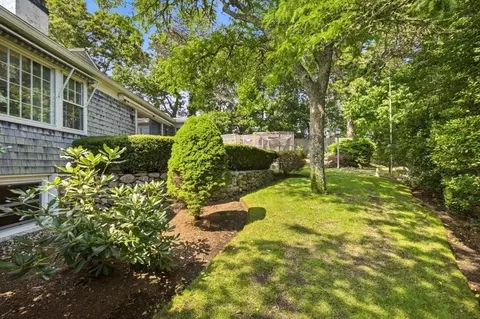 Exterior - 105 Hillside Dr, Barnstable, MA 02632 photo 4 of 7