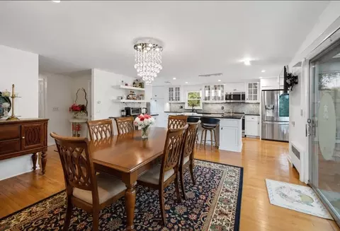 Dining - 105 Hillside Dr, Barnstable, MA 02632 photo 2 of 3