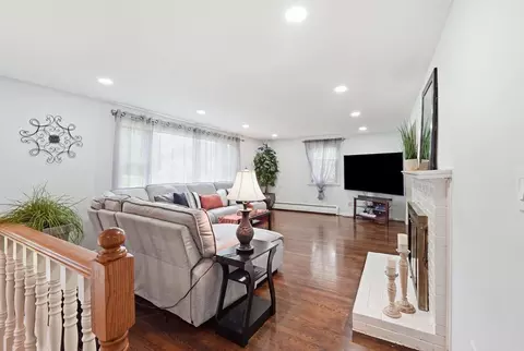 Living - 7 Cherry Ridge Rd, Acton, MA 01720 photo 1 of 2