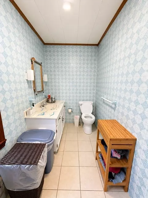 Bath - 45 Beauregard St, Fall River, MA 02723 photo 1 of 4