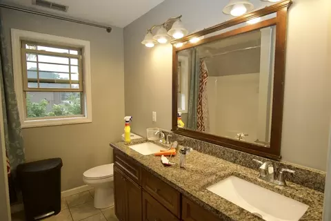 Bath - 1289 Bay St, Springfield, MA 01109 photo 1 of 2