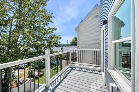 Exterior - 58 Granite St #4, Gloucester, MA 01930 photo 2 of 3