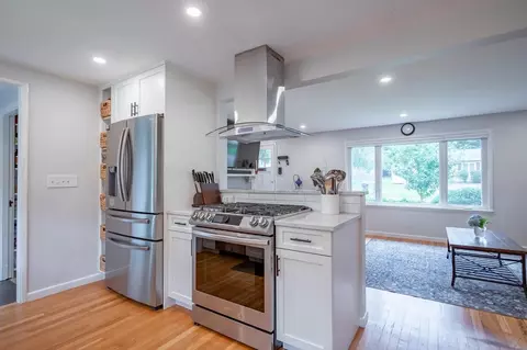 175 Edgewater Dr, Framingham, MA 01702 photo 7