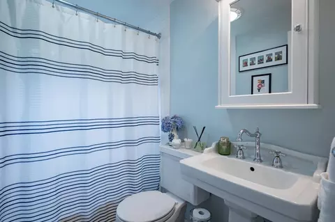 175 Edgewater Dr, Framingham, MA 01702 photo 20