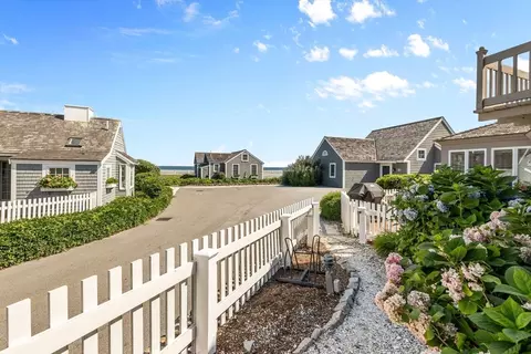 Exterior - 26 Vineyard View Ln, Mashpee, MA 02649 photo 3 of 11