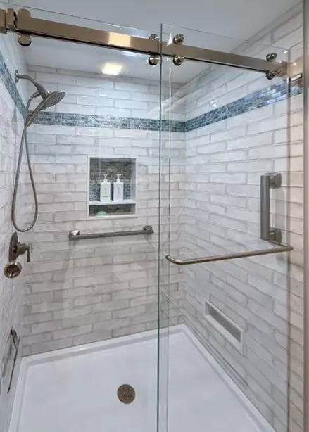 Bath - 26 Vineyard View Ln, Mashpee, MA 02649 photo 3 of 3