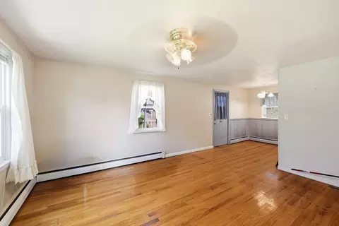 Living - 80 Gatewood Rd, Springfield, MA 01119 photo 6 of 6