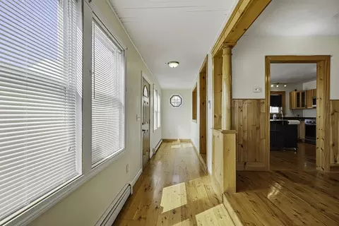 Entry Way - 55 Chilmark St, Worcester, MA 01604 photo 2 of 4