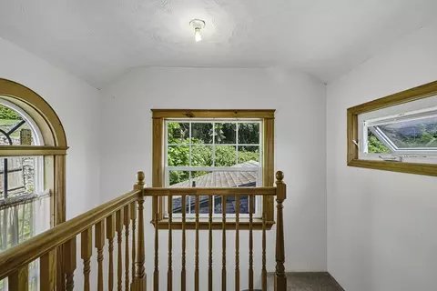 Entry Way - 55 Chilmark St, Worcester, MA 01604 photo 4 of 4
