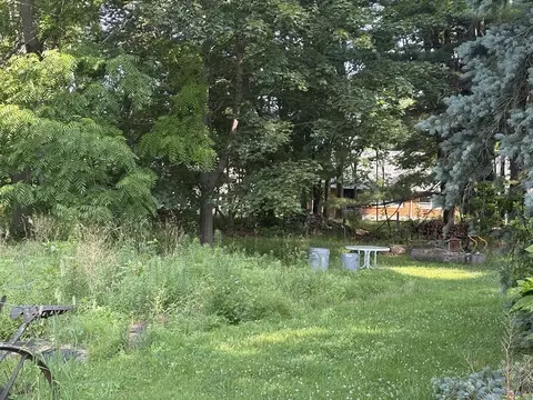 Exterior - 12 Nelson Pl, Worcester, MA 01605 photo 6 of 10