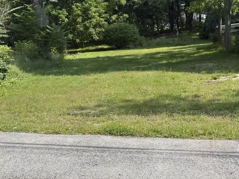 Exterior - 12 Nelson Pl, Worcester, MA 01605 photo 1 of 10