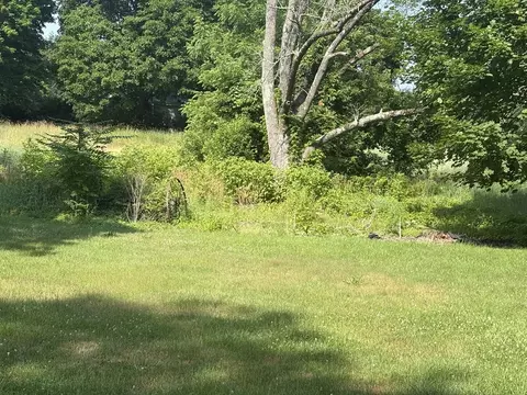 Exterior - 12 Nelson Pl, Worcester, MA 01605 photo 5 of 10