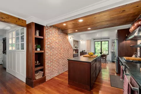 Kitchen - 203 Chapman St, Canton, MA 02021 photo 3 of 5