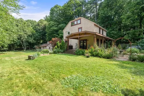 Exterior - 203 Chapman St, Canton, MA 02021 photo 5 of 6