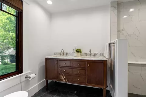 Bath - 203 Chapman St, Canton, MA 02021 photo 3 of 5