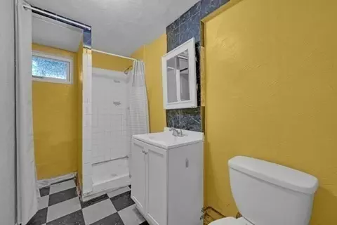 Bath - 21 N Steele St, Worcester, MA 01607 photo 1 of 2