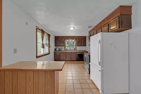 Kitchen - 21 N Steele St, Worcester, MA 01607 photo 1 of 1