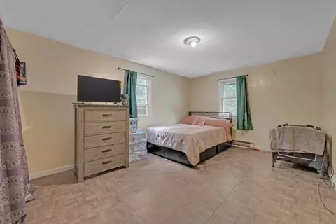 Bedroom - 21 N Steele St, Worcester, MA 01607 photo 3 of 3