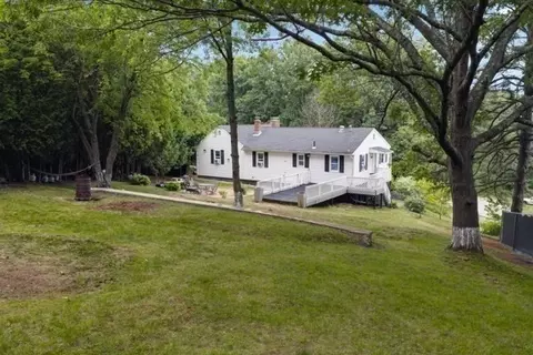 Exterior - 21 N Steele St, Worcester, MA 01607 photo 6 of 9