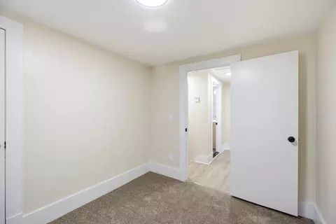 Bedroom - 32 Sargon St, Springfield, MA 01104 photo 2 of 5