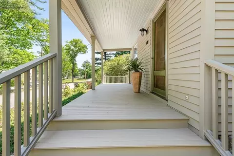 Exterior - 10 Pine Rd, Sharon, MA 02067 photo 5 of 10