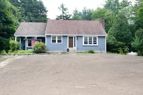 136 Taylor St, Pembroke, MA 02359