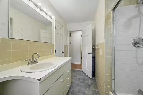 19 Hickory Dr, Worcester, MA 01609 photo 14