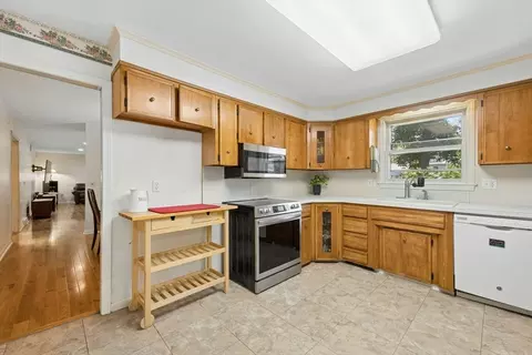 19 Hickory Dr, Worcester, MA 01609 photo 10
