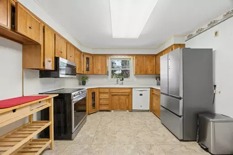 19 Hickory Dr, Worcester, MA 01609 photo 9