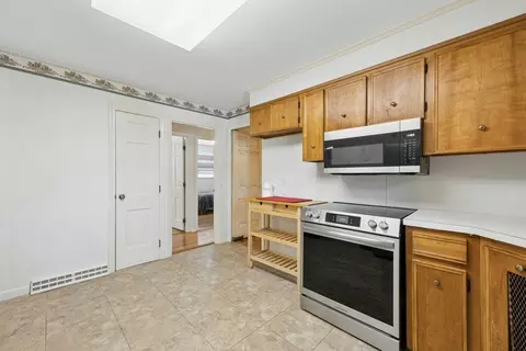19 Hickory Dr, Worcester, MA 01609 photo 11