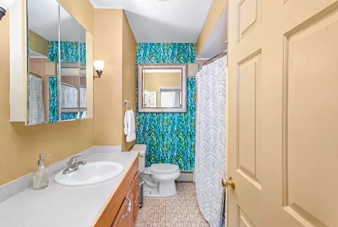 Bath - 464 Bank #9, Fall River, MA 02720 photo 2 of 2