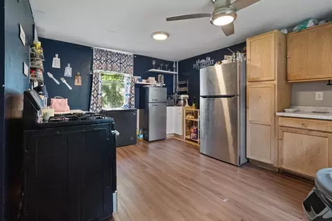 Kitchen - 19 Suffolk St, Springfield, MA 01109 photo 1 of 2