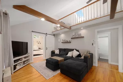 35 Carter Rd, Worcester, MA 01609 photo 2