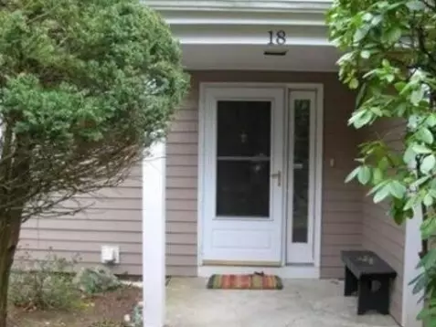18 Drummer Boy Way #18, Lexington, MA 02420