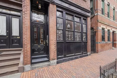70 Clarendon St #A, Boston, MA 02116