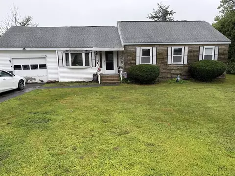 164 N Broadway, Haverhill, MA 01832