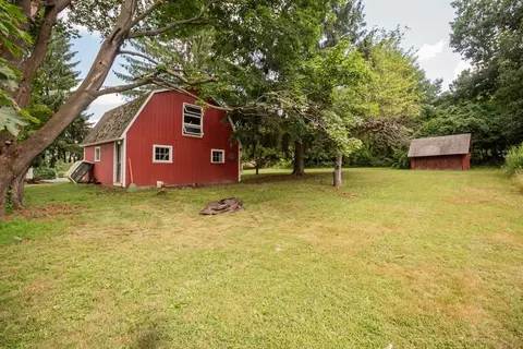 Exterior - 18 Steele St, Worcester, MA 01607 photo 11 of 15