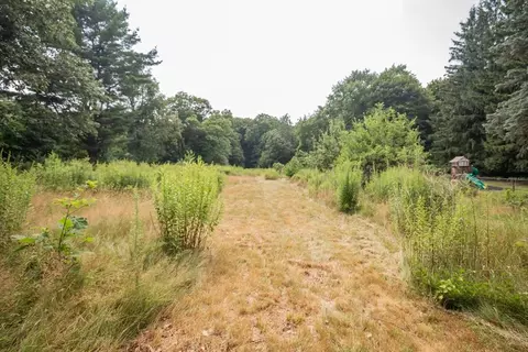 Exterior - 18 Steele St, Worcester, MA 01607 photo 13 of 15