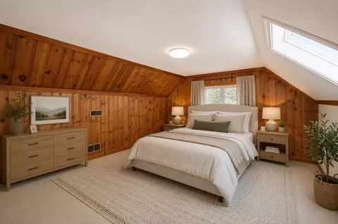 Bedroom - 87 Pine St, Walpole, MA 02081 photo 4 of 4
