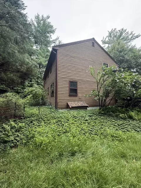 Exterior - 324 Mendon St, Upton, MA 01568 photo 7 of 7