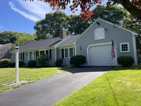 106 Pine St, Yarmouth, MA 02675
