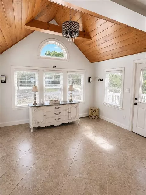 9 Guild Rd, Beverly, MA 01915 photo 4