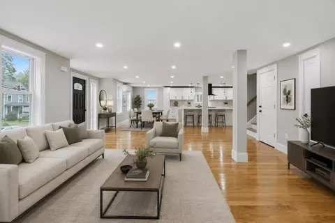 Living - 33 Milford St, Upton, MA 01568 photo 3 of 6