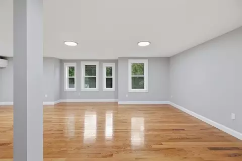 Living - 33 Milford St, Upton, MA 01568 photo 4 of 6