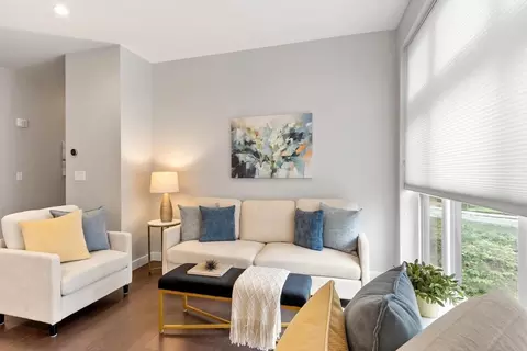 197 Washhington St #210, Somerville, MA 02143