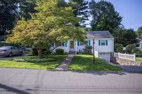 Exterior - 72 Eustis Ave, Wakefield, MA 01880 photo 11 of 20